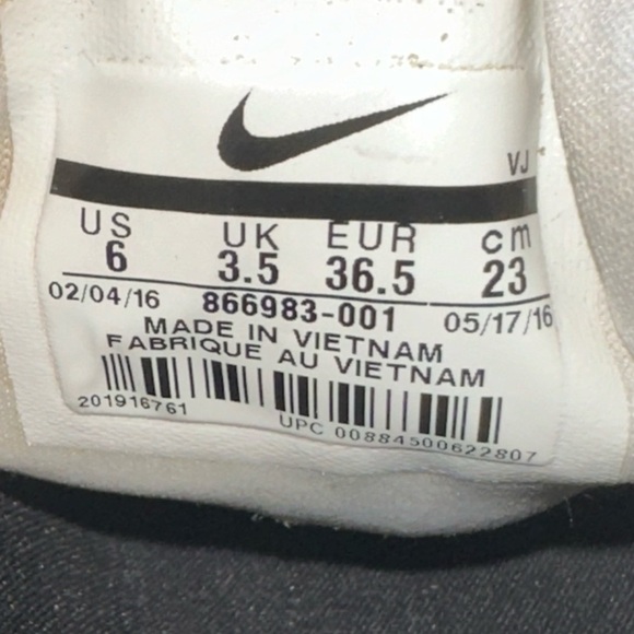 Nike Size 6 - Picture 6 of 6